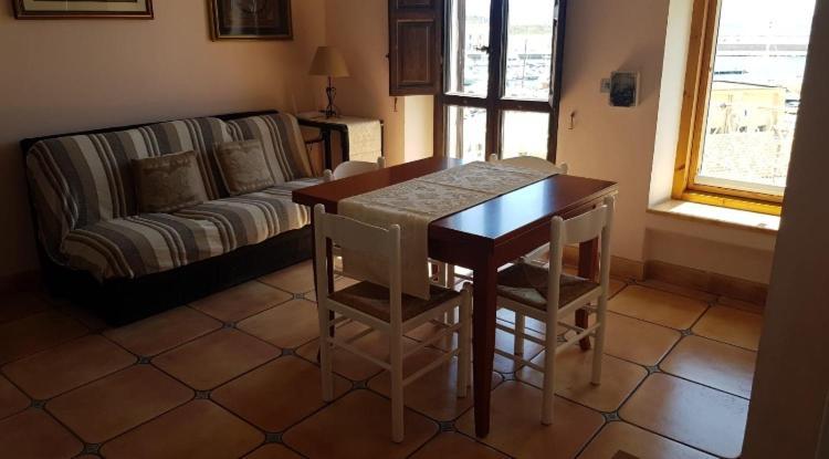 Belvedere La Maddalena  Buitenkant foto